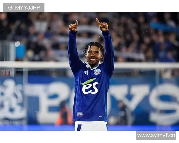 斯特拉斯堡主帅赞扬年轻球员表现称这是我们的力量与骄傲 斯特拉斯堡主帅赞扬年轻球员表现称这是我们的力量与骄傲