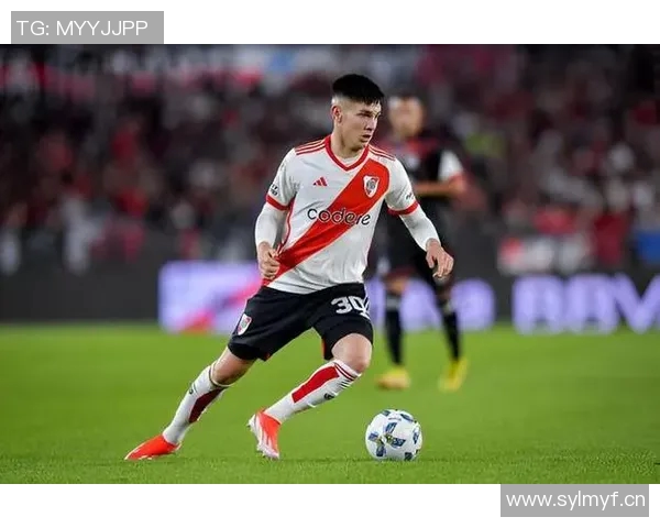 迪马利亚赞马斯坦托诺天赋超群并对其出色表现表示欣喜 迪马利亚赞马斯坦托诺天赋超群并对其出色表现表示欣喜