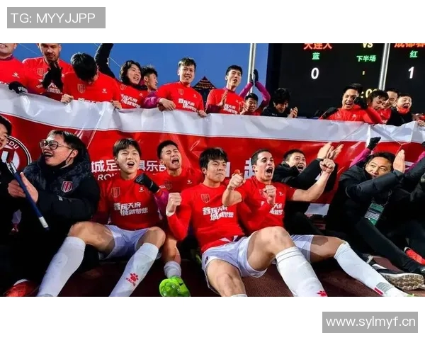 团结一心我们将全力以赴迎战剩余三场比赛不辜负球迷的支持与期待