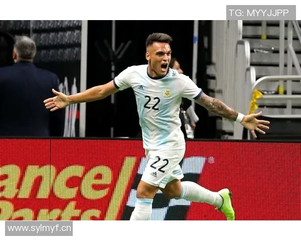 埃斯波西托称赞劳塔罗的领导力与关怀深表感激 埃斯波西托称赞劳塔罗的领导力与关怀深表感激