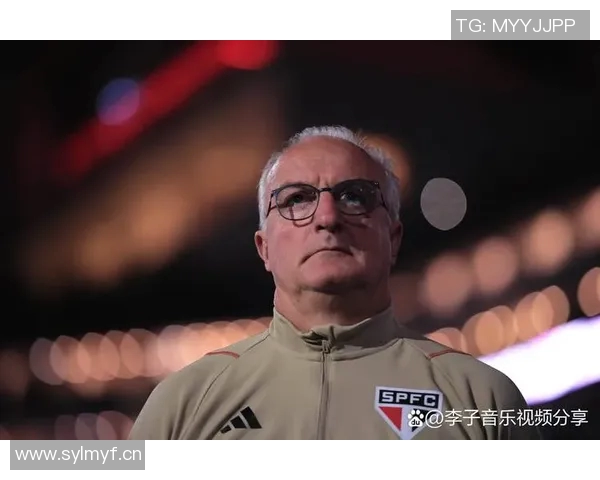 哥斯达黎加主教练埃雷拉因未能带队晋级世界杯正式下课